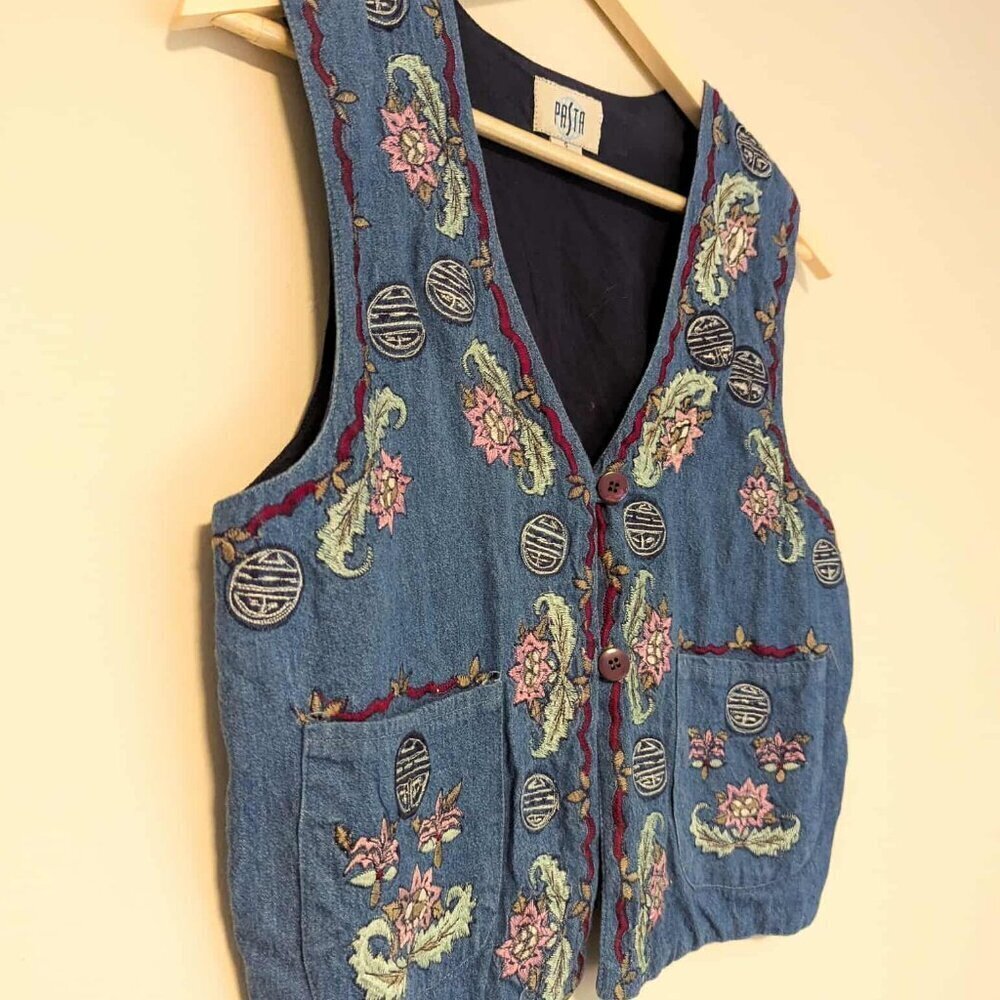 Vintage Denim-Front Button-up Floral Vest - Picture 3 of 3